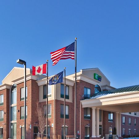 Holiday Inn Express & Suites Detroit - Novi By Ihg Extérieur photo