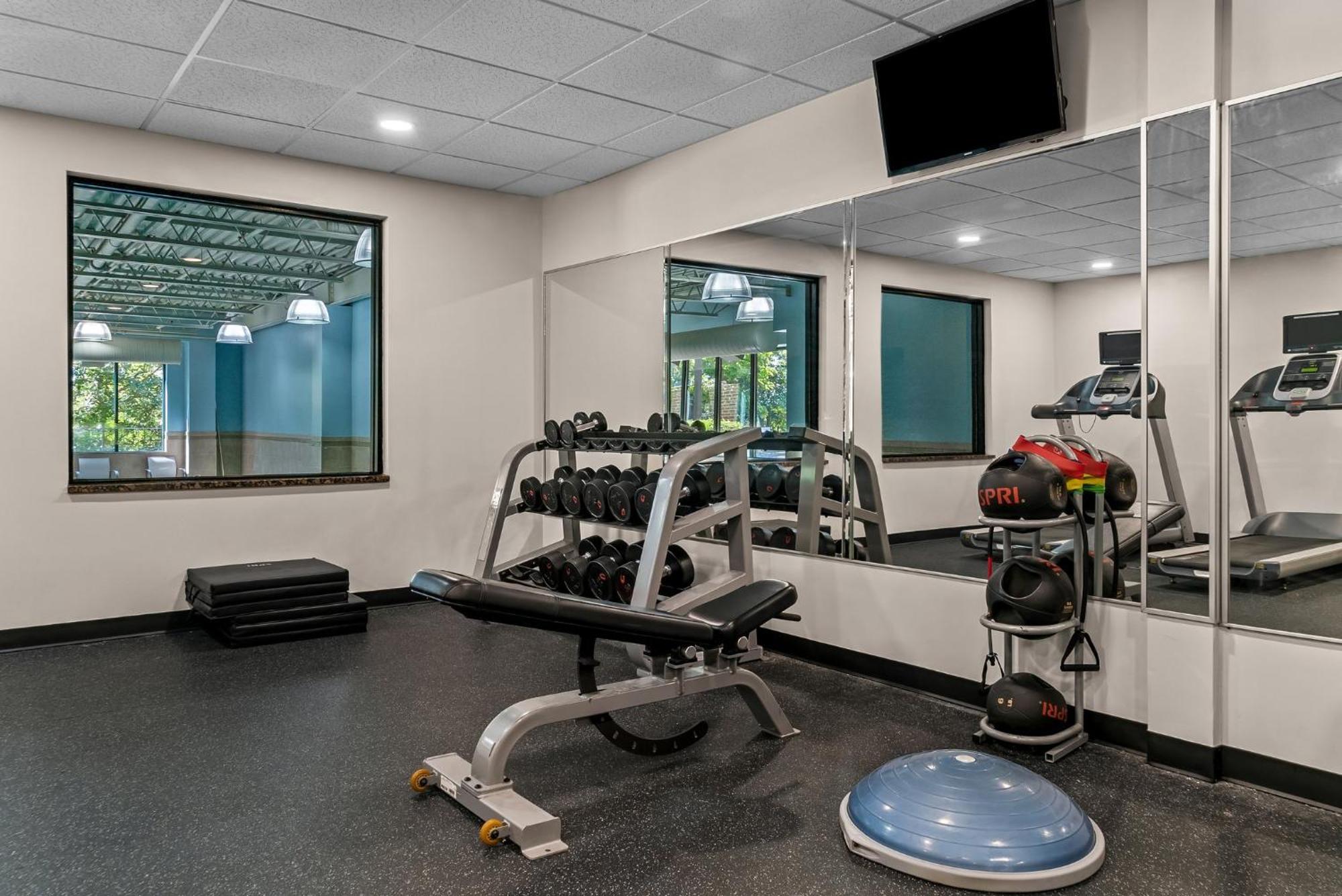 Holiday Inn Express & Suites Detroit - Novi By Ihg Extérieur photo