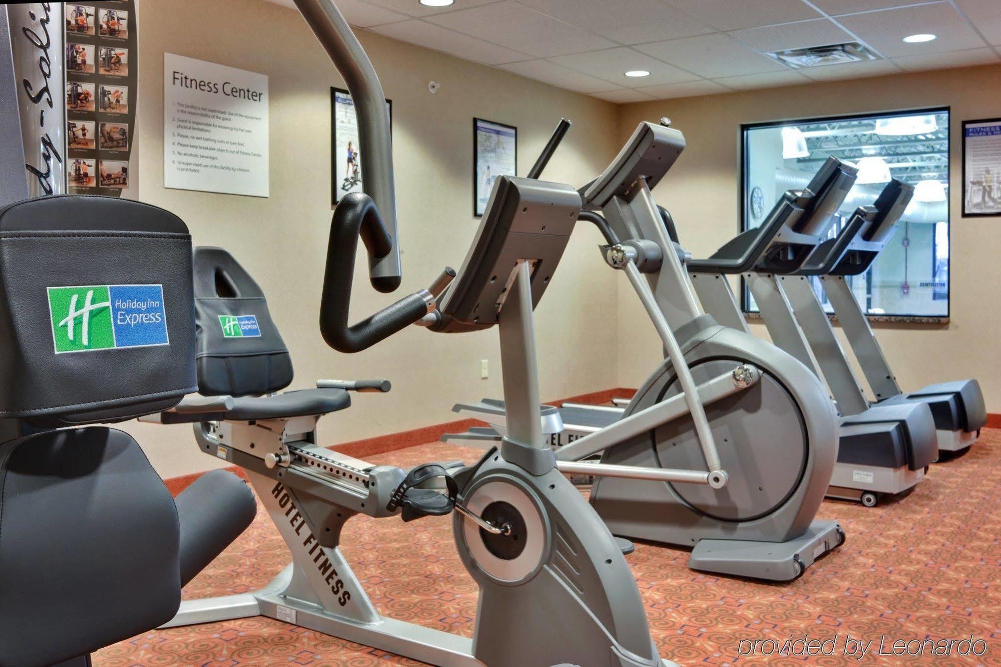 Holiday Inn Express & Suites Detroit - Novi By Ihg Extérieur photo